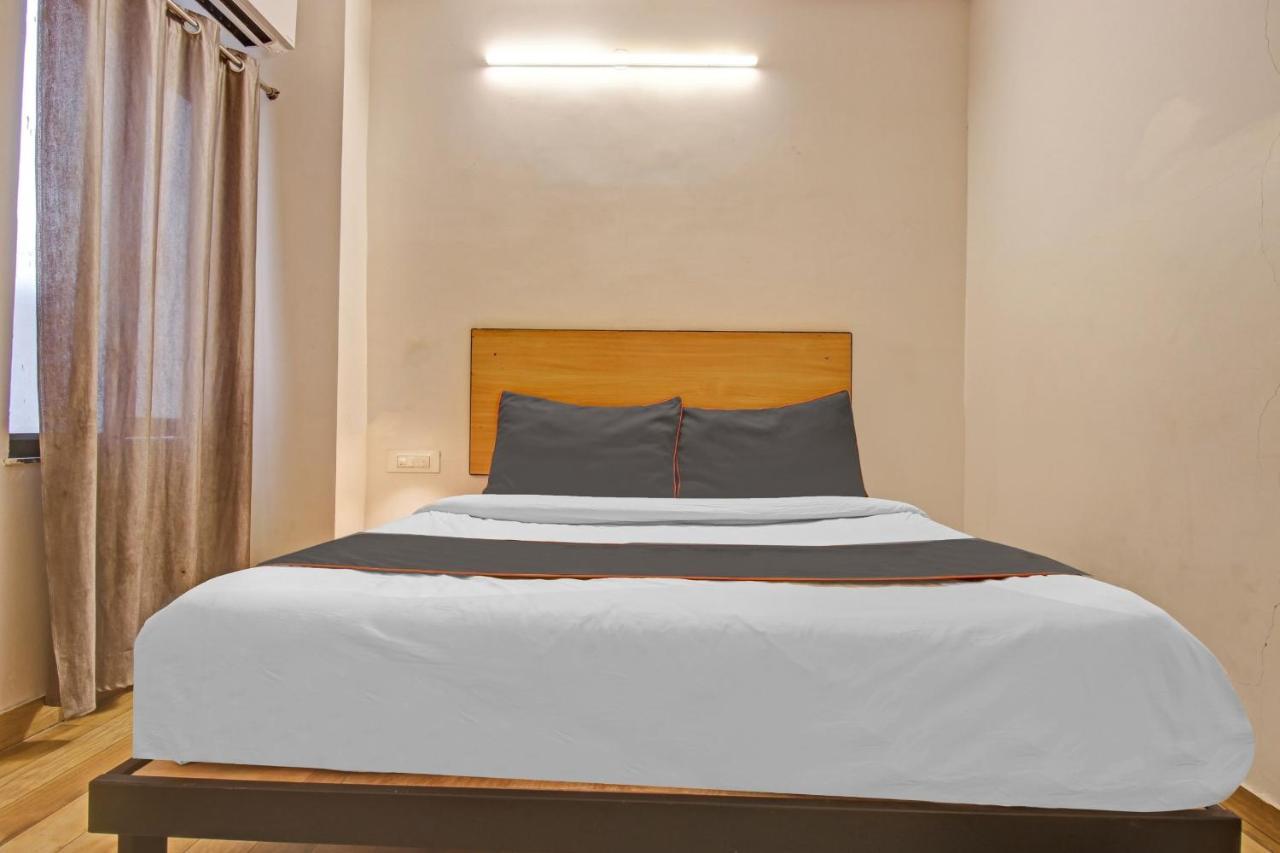 Super Townhouse Kachnar House Vikas Nagar Hotel Hasanganj Exterior photo
